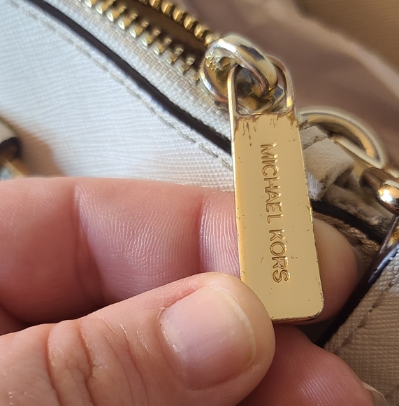 EUC Michael Kors tote bag - Picture 4 of 16